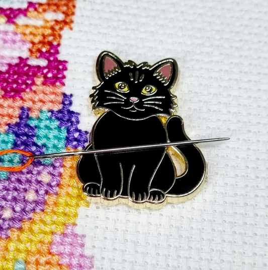 Meloca Designs | Black Cat Needle Minder