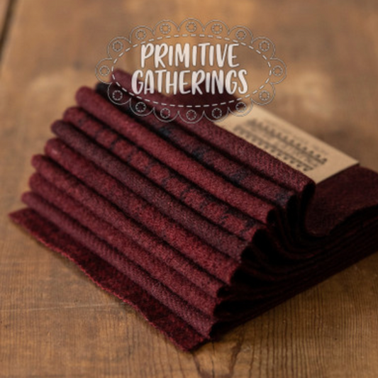 Primitive Gatherings Wool Charms ~ Saltbox