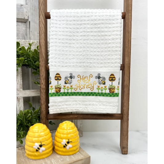 Dirty Annie's Southern Style | Honey Bee Towel MARKET 2026