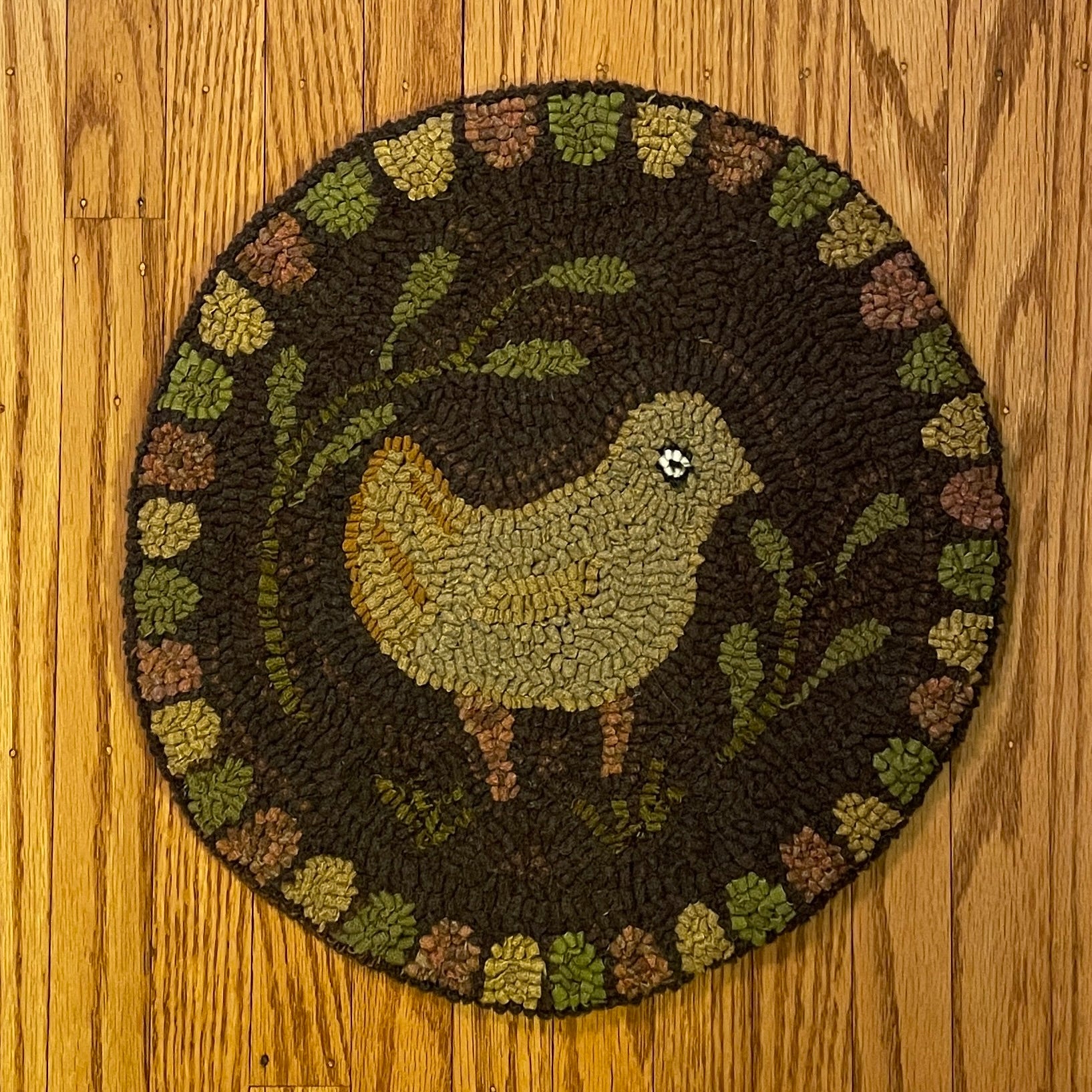 Payton's Primitives Chair Pad Rug Hooking Pattern Chick