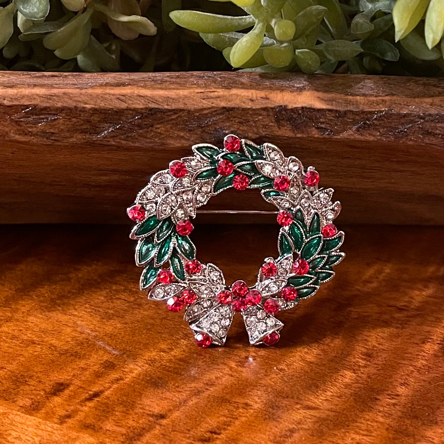 Christmas Bracelet, Christmas Wreath Bracelet, Noel Bracelet