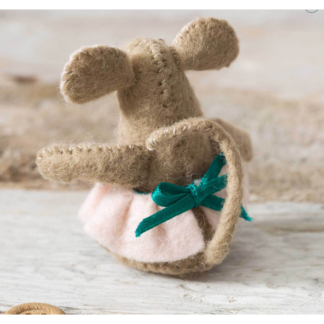 Corrine Lapierre ~ Wool Felt Craft Kit ~ Mouse Family