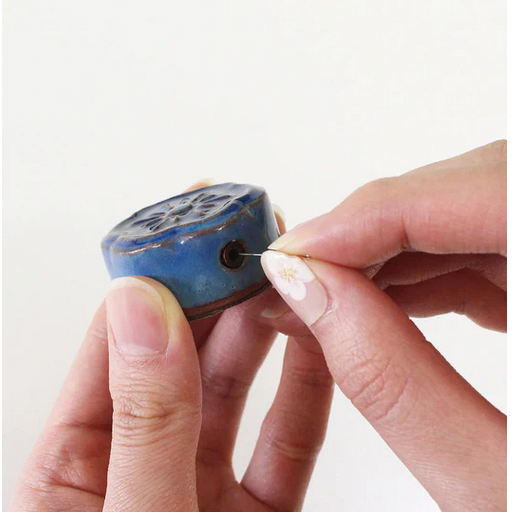 Awaji Kawara Magnetic Needle Minder with Polisher ~ Green