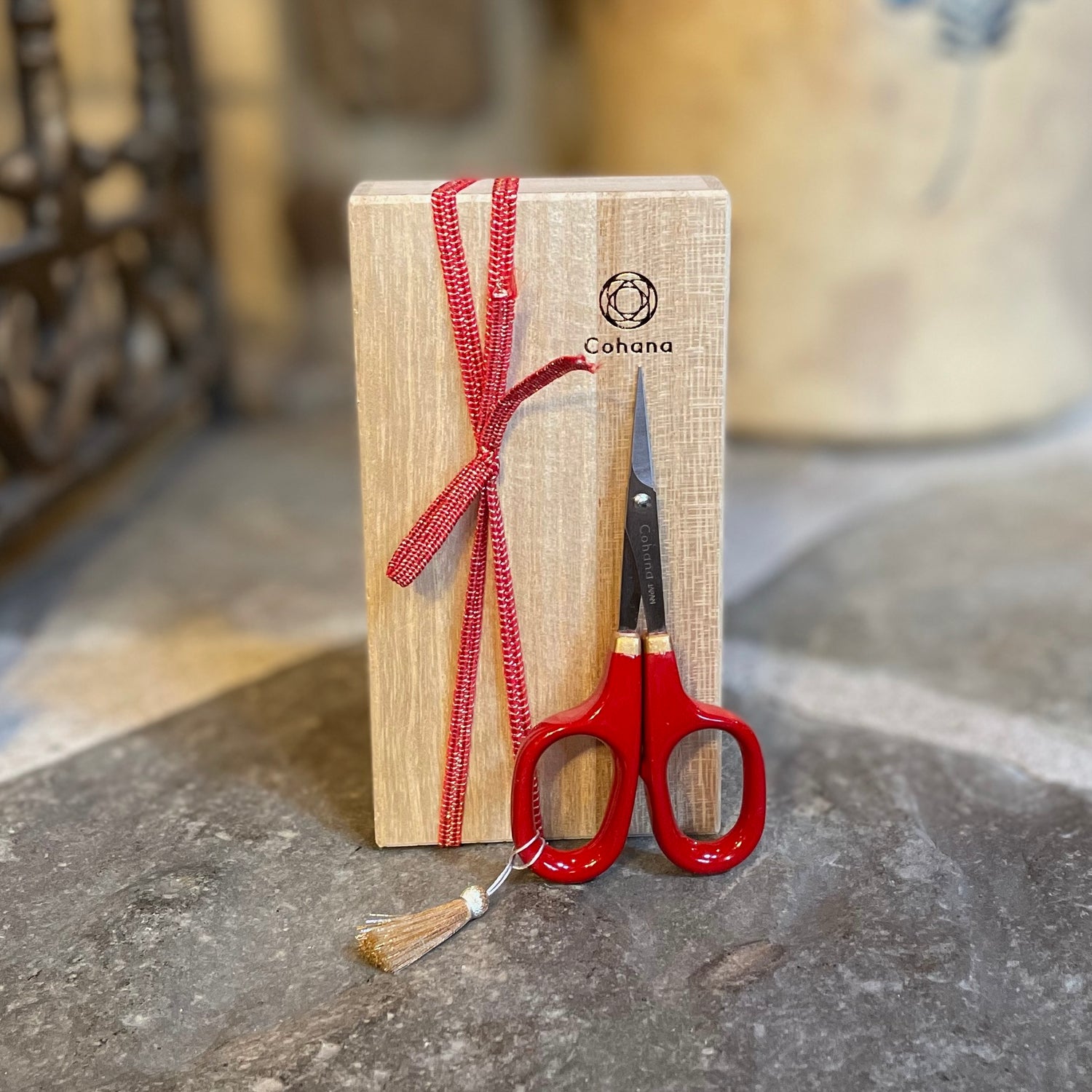 Suffolk Shaker Shop Acrylic Seam Ripper & Stiletto Combination Tool – Hobby  House Needleworks