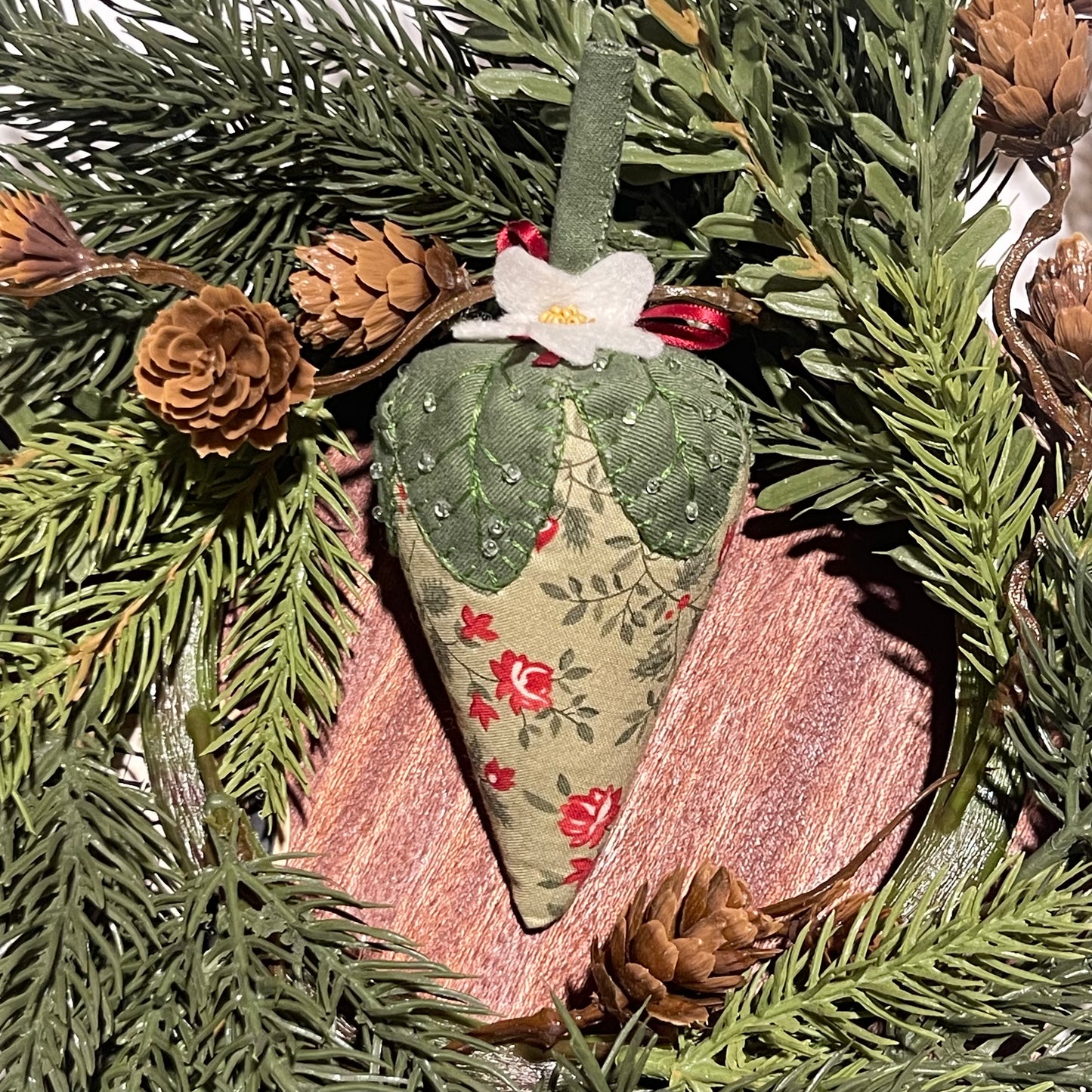 Paxe's Designs ~ Large Christmas Strawberry Pincushion