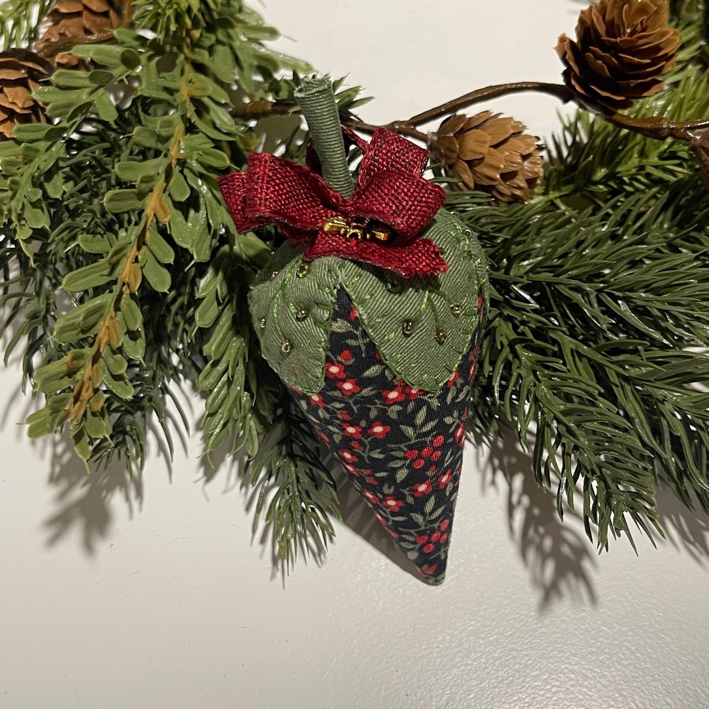 Paxe's Designs ~ Small Christmas Strawberry Pincushion