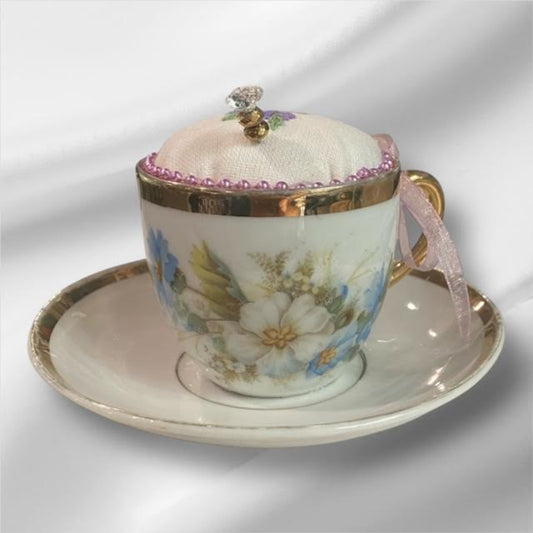 Paxe's Designs ~ #31 Vintage Teacup Pincushion