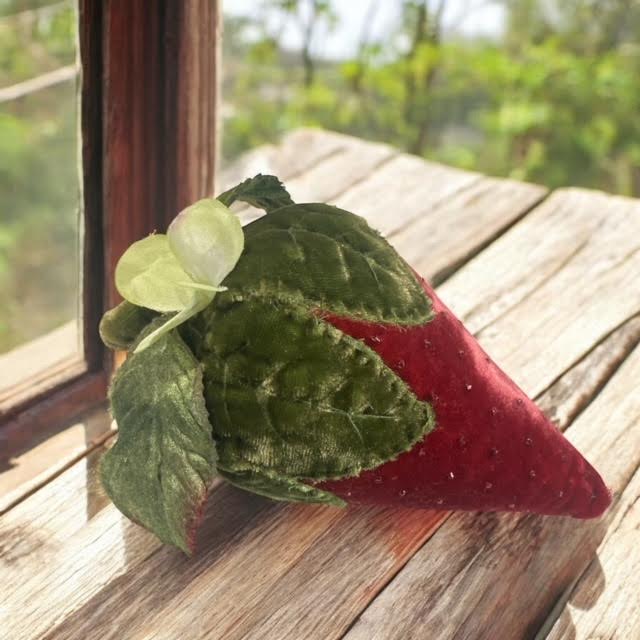 Paxe's Designs ~ Red - Vintage Style Strawberry Pincushion