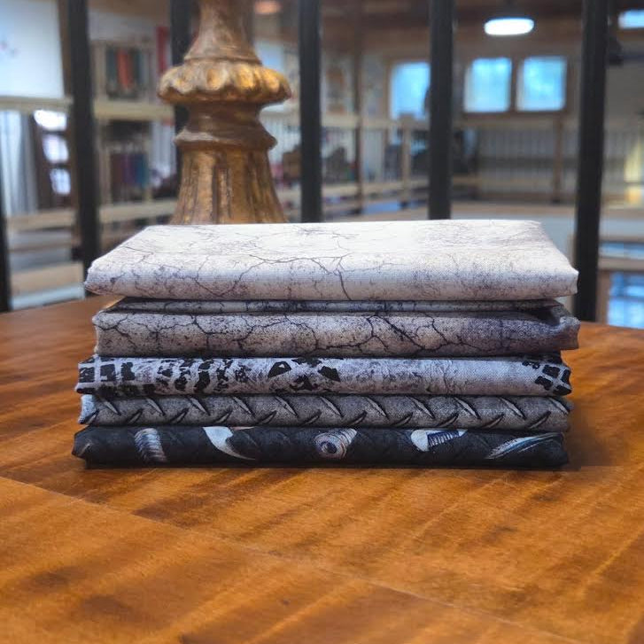 Hammer Down ~ Fat Quarter Bundle ~ 5pcs