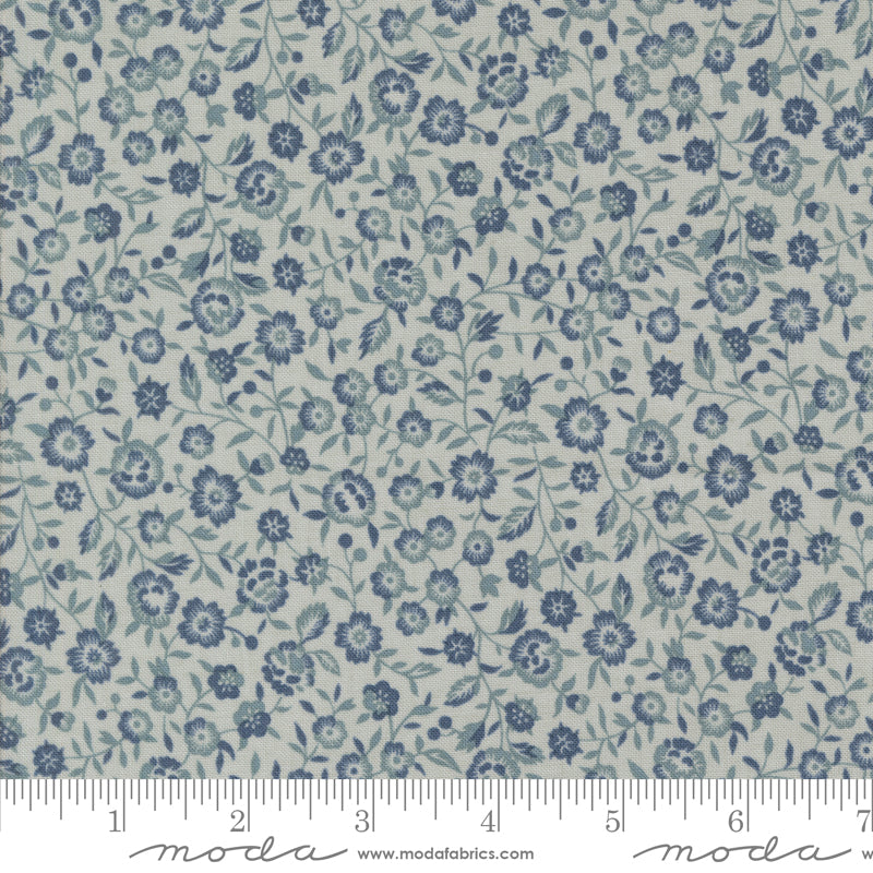 Sacre Bleu ~ Renoncule Florals ~ 13974 15 Ciel Blue