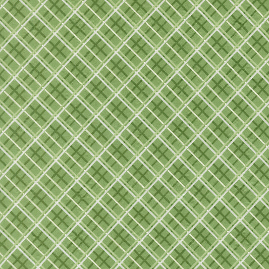 Merrily on High ~ Pretty Plaid Paper ~ 43215 14 Evergreen
