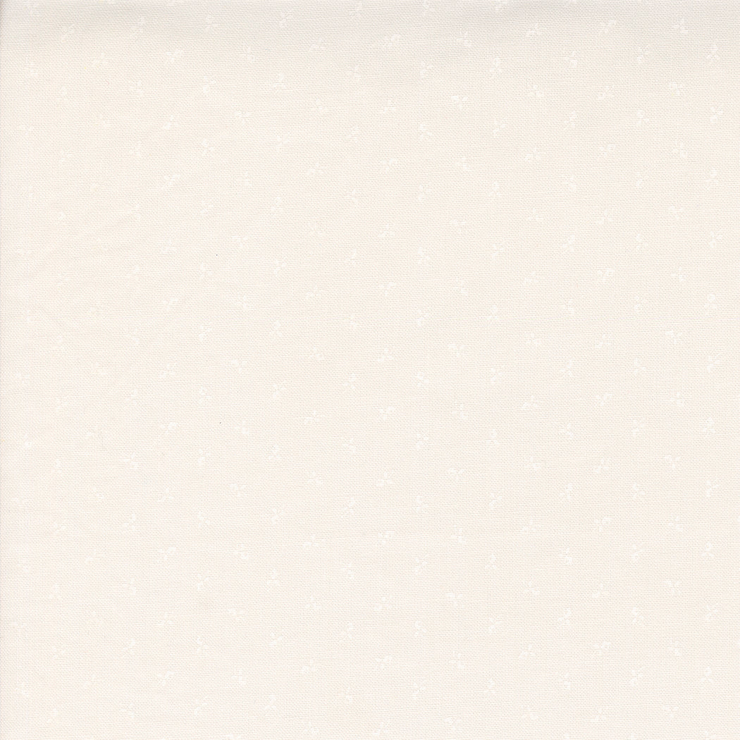 Itty Bitty BG ~ Ditsy Floral ~ 49282 11 Off White
