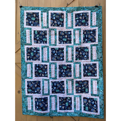 Fabric Cafe ~ Streetcar Quilt Kit
