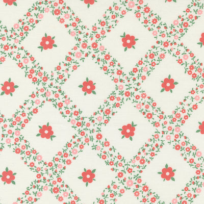 Rosemary Cottage ~ Trellis ~ 55311 11 Cream Strawberry ~ One Yard