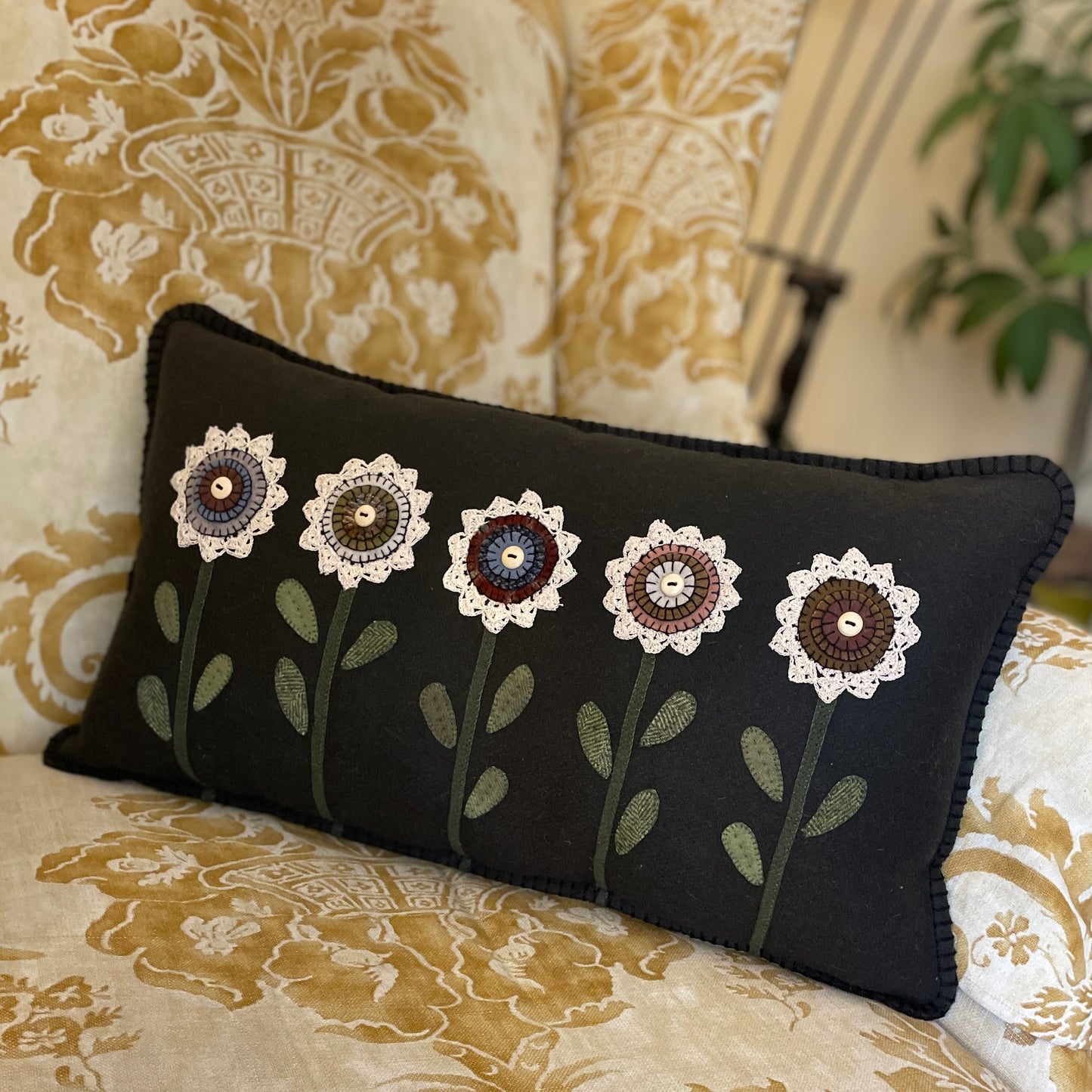 Paxe's Designs | Wool Applique Finished Pillow - Row of Daisies