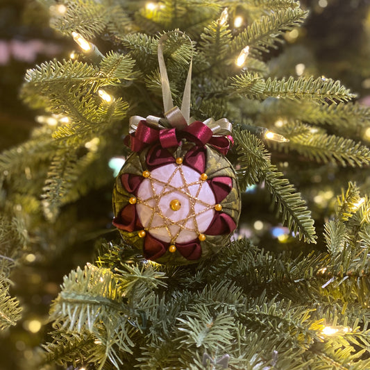 Christmas Ornament ~ Daydream (green & burgundy)