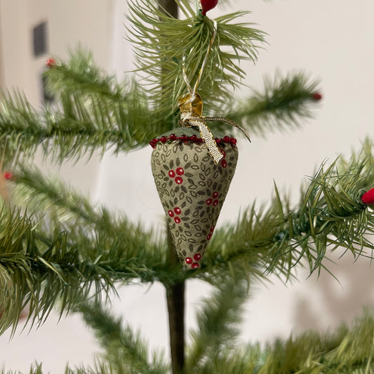 Paxe's Designs ~ Mini Strawberry Ornament