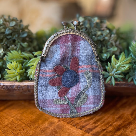 Paxe's Designs | Folk Art Flower Hand-crafted Wool Change Purse