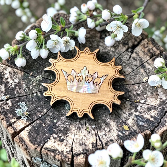 Hobby House Needleworks | Wood Thread Winder with Mother of Pearl Inlay