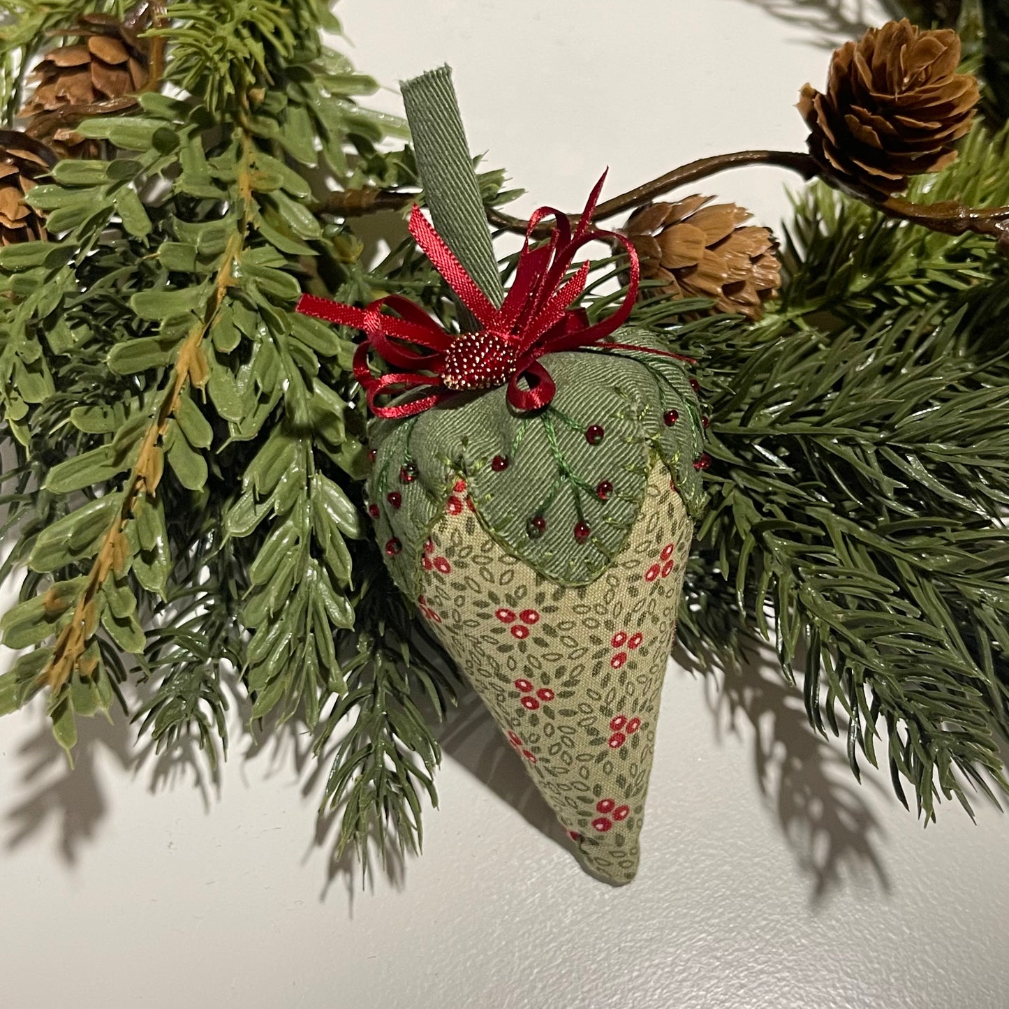 Paxe's Designs ~ Small Christmas Strawberry Pincushion