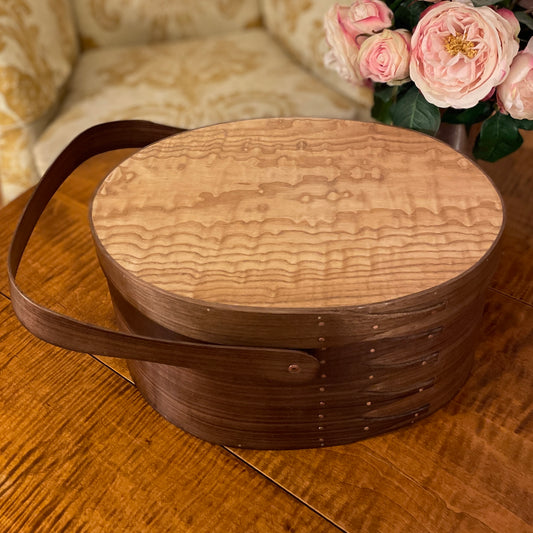 Suffolk Shaker Shop | Shaker Oval #8 Sewing Box in Walnut / Tamo Ash