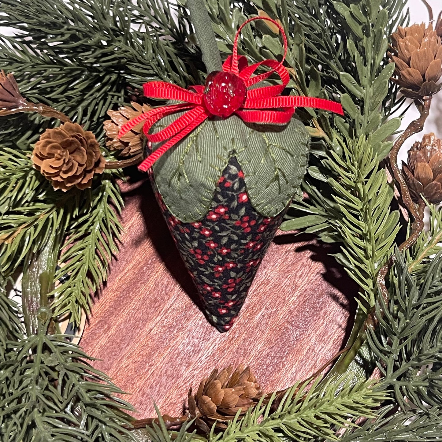 Paxe's Designs ~ Large Christmas Strawberry Pincushion
