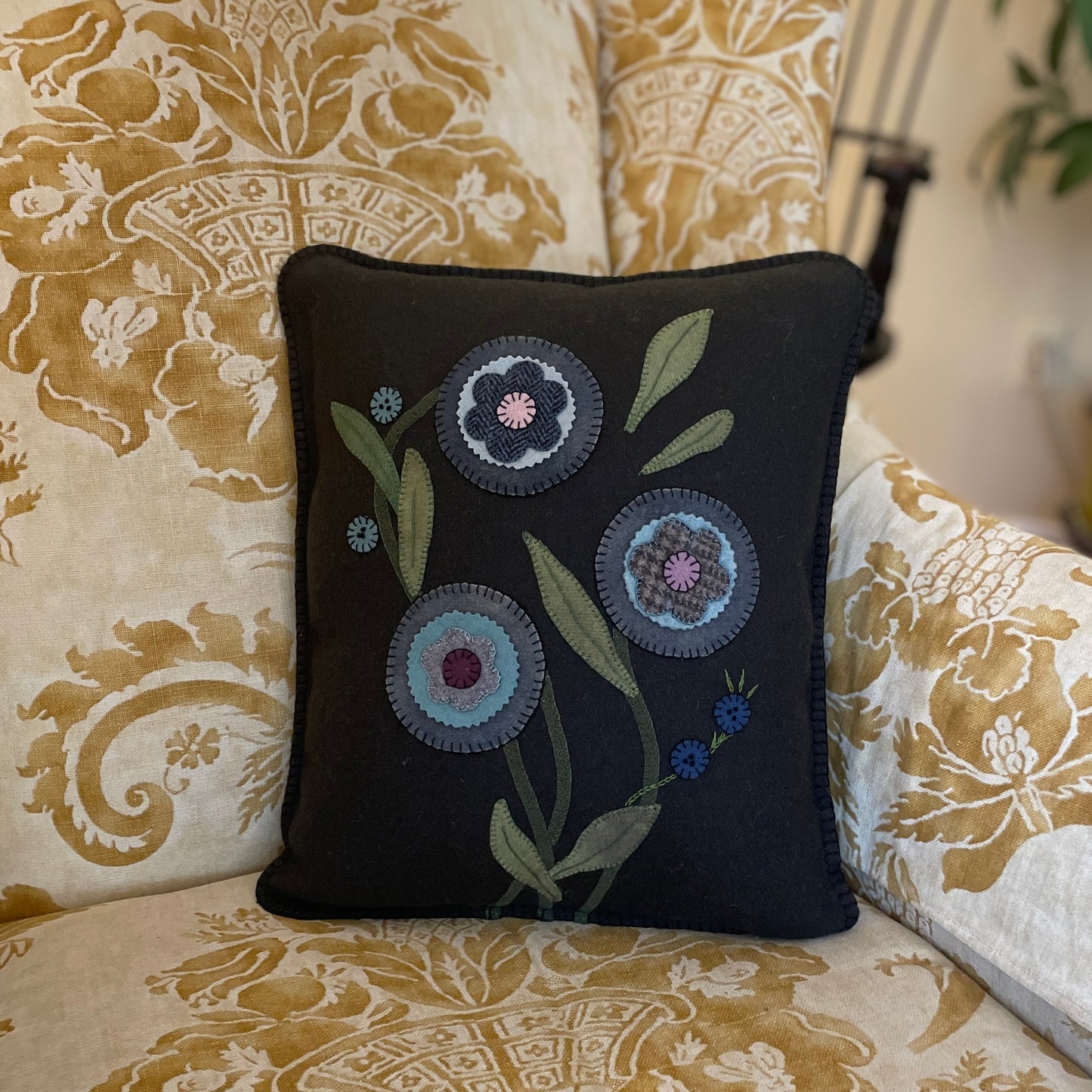 Paxe's Designs | Wool Applique Finished Pillow - Blue Flowers