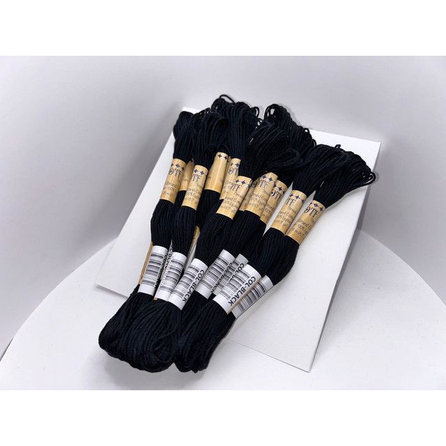 Old Tattered Flag 6 Strand ~ Black