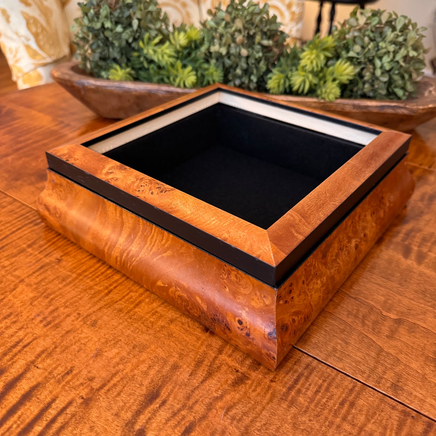 Olde Colonial Designs We Remember Box | Light Burl 7 x 7