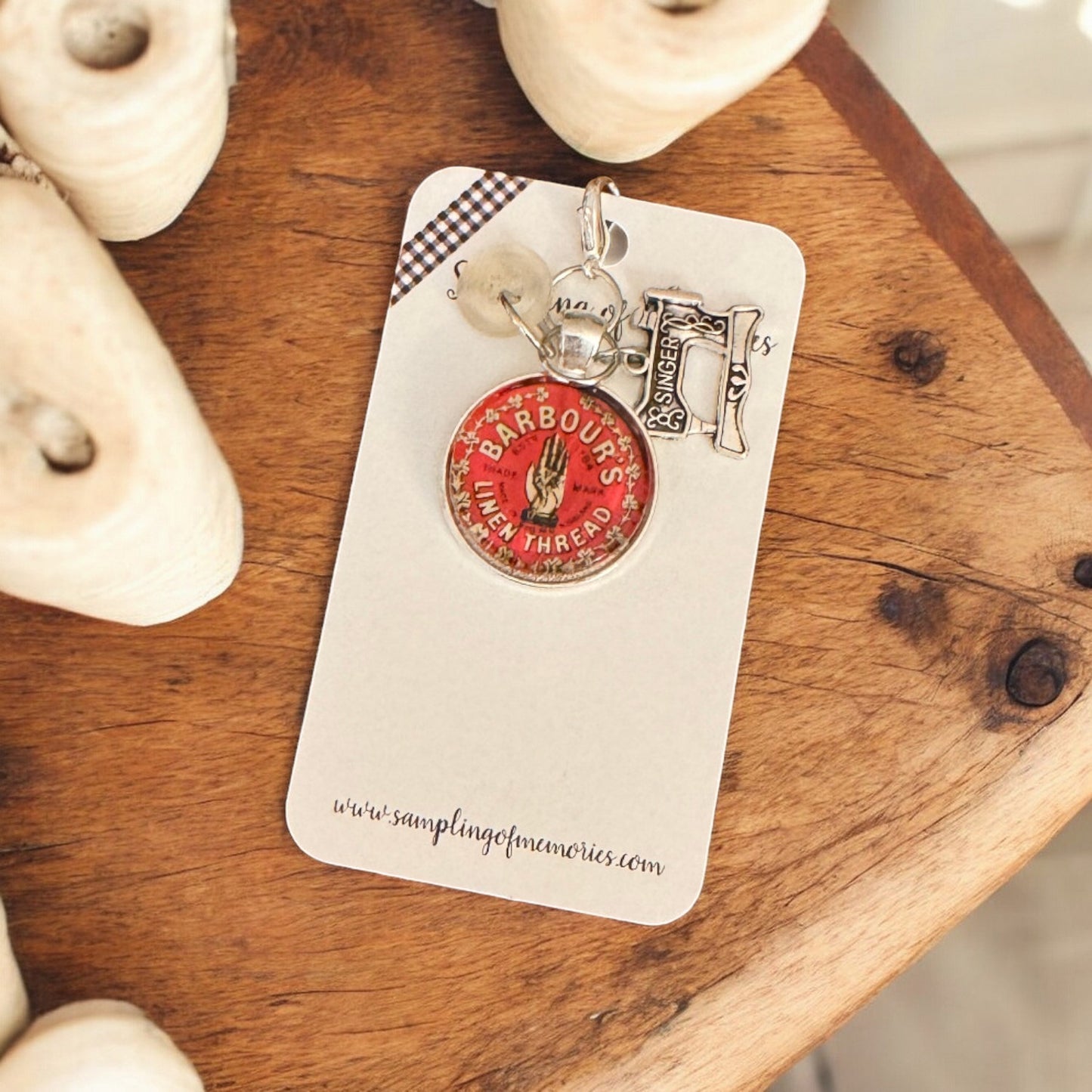 Sampling of Memories | Scissor Keep - Barbour's Linen Thread (Large Lobster Clasp)