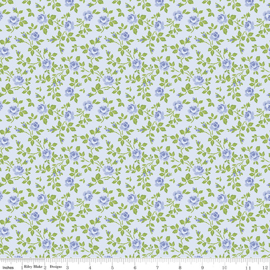 Hydrangeas in the Garden ~ Tossed Floral ~ C16832-POWDER