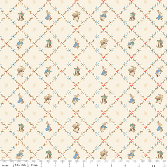 Peter Rabbit™ and Benjamin Bunny™ ~ Lattice ~ C17254-CREAM