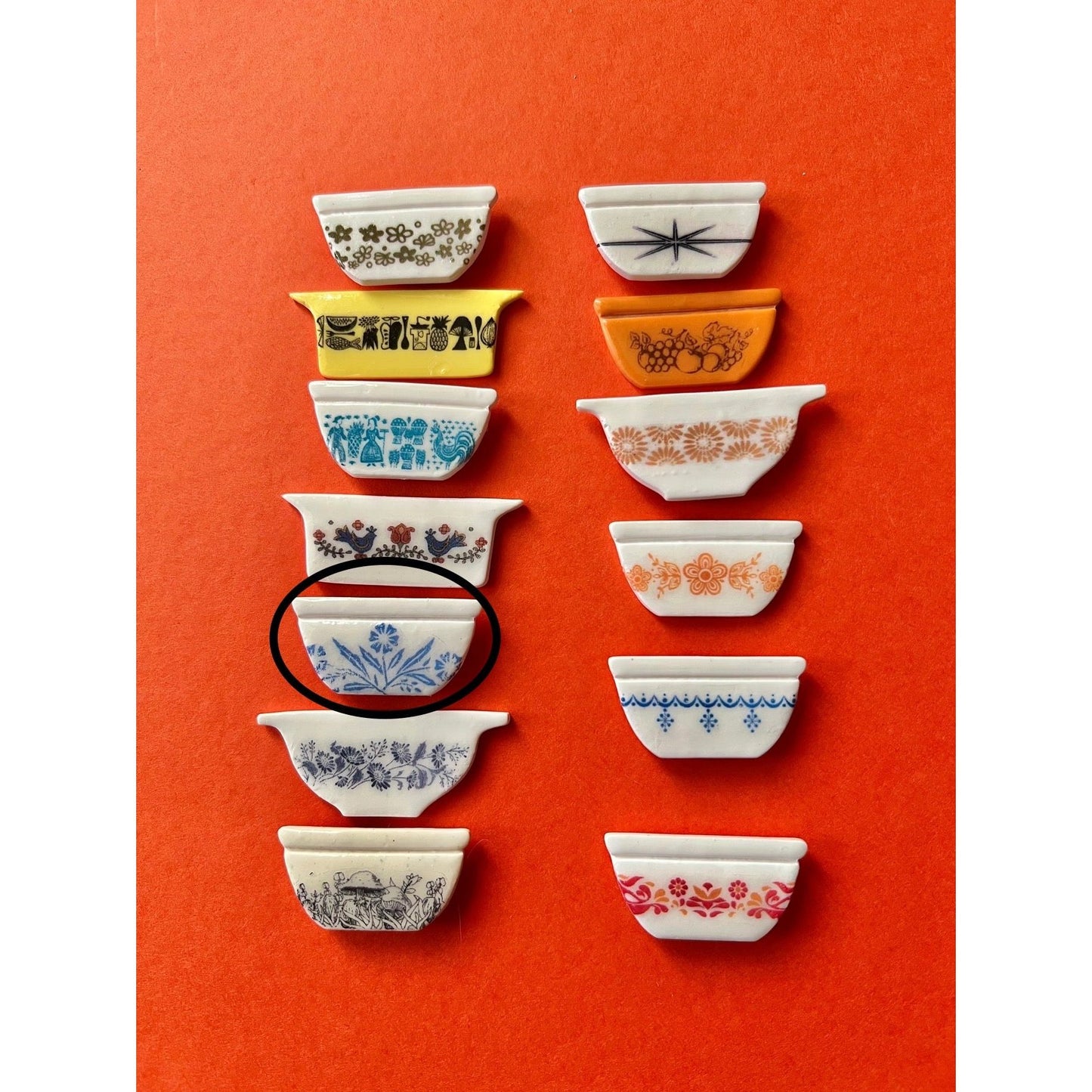 Pyrex Needle Minder - Blue Cornflower