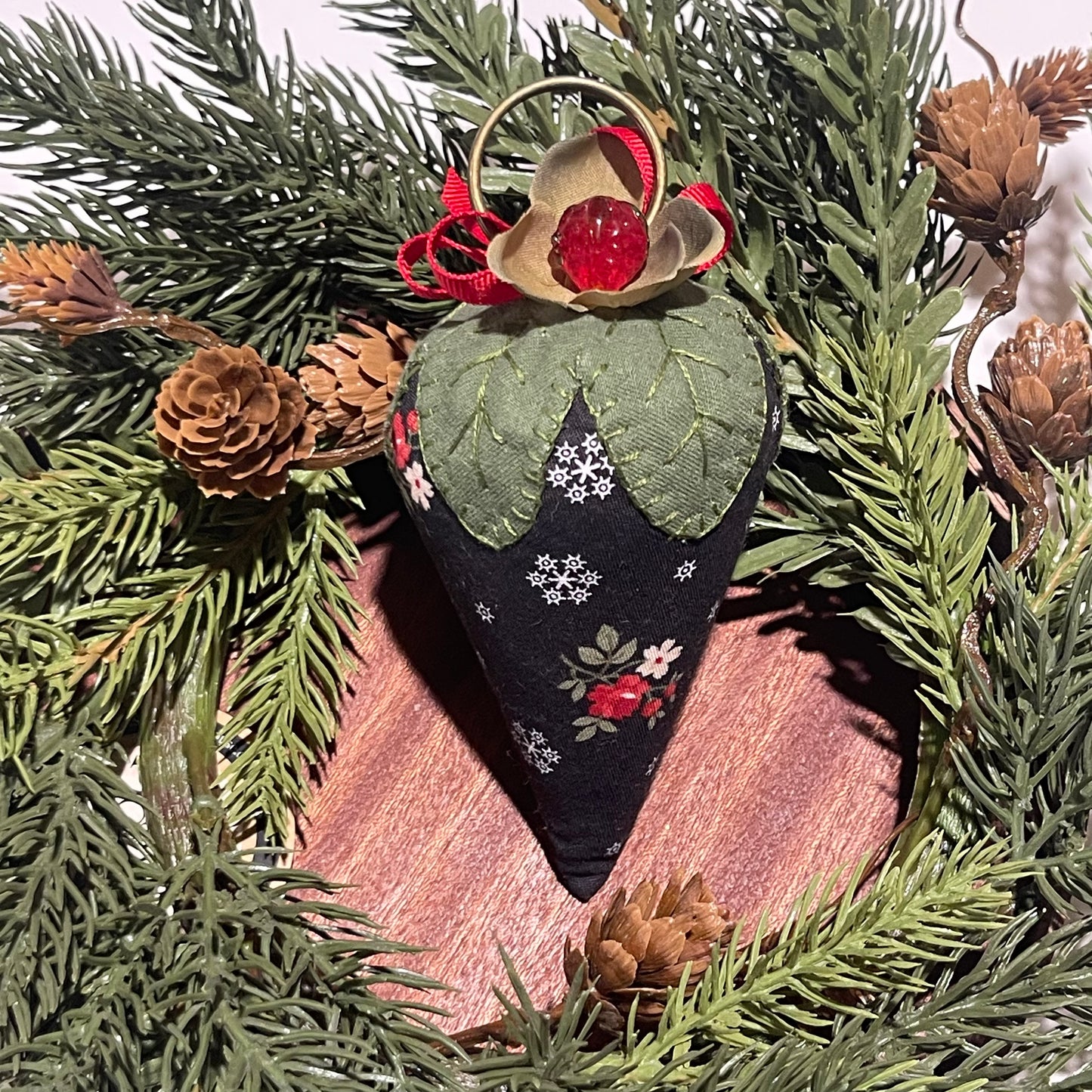 Paxe's Designs ~ Large Christmas Strawberry Pincushion