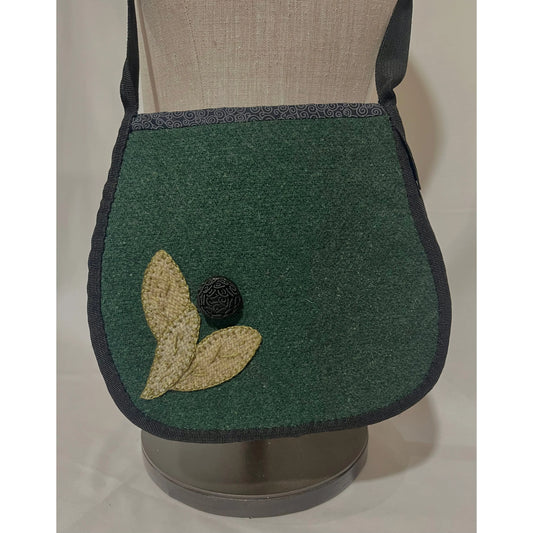 Paxe's Designs | Handmade Wool Purse ~ Hunter Green