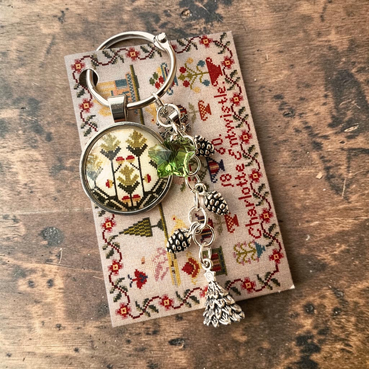 Minnie McBean's Scissor Fob | Christmas Tree Fob