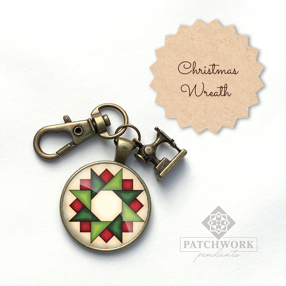 Patchwork Pendants | Christmas Wreath Quilt Scissor Fob