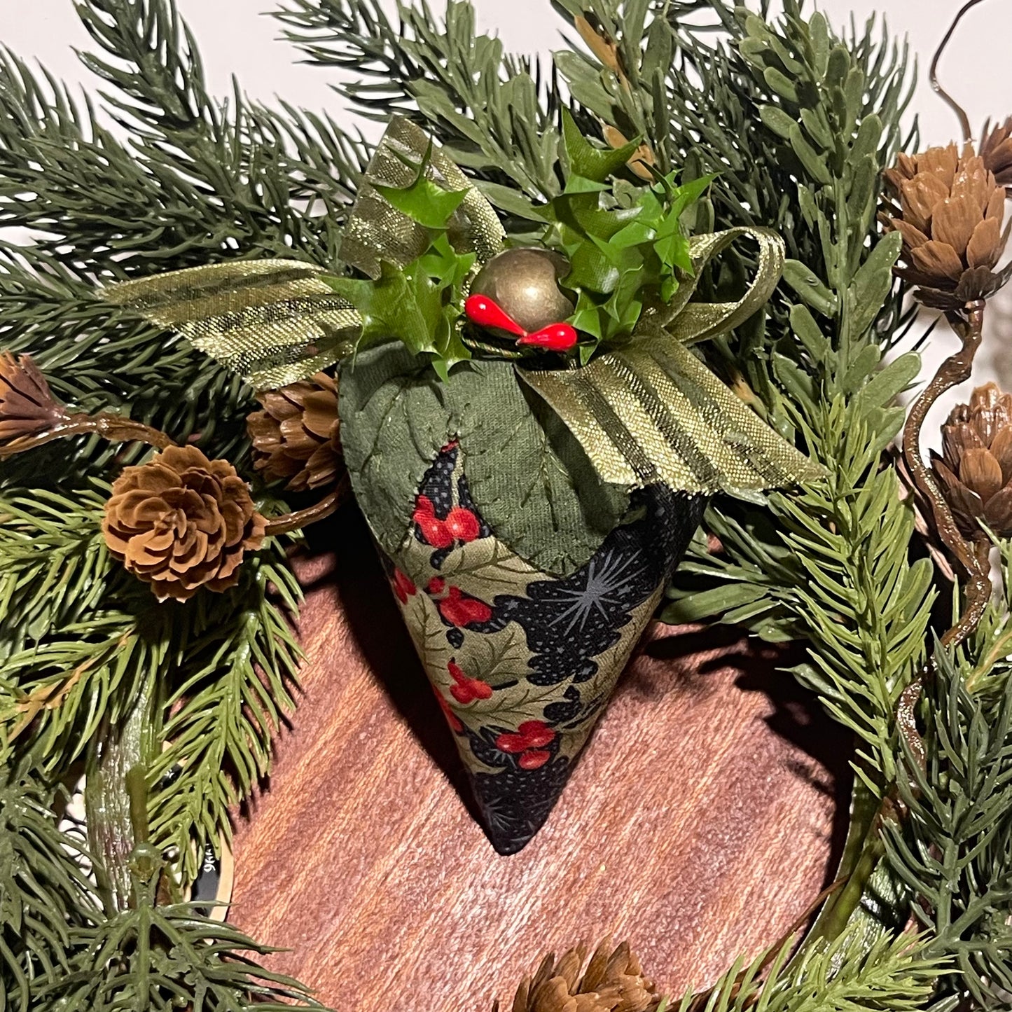 Paxe's Designs ~ Large Christmas Strawberry Pincushion