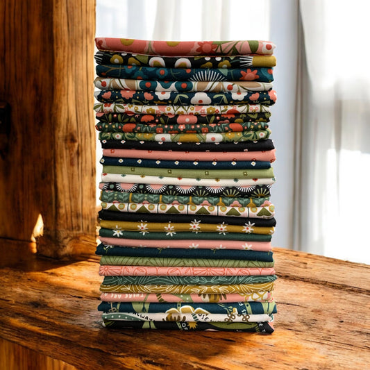 Imaginary Flowers ~ Fat Quarter Bundle ~ 48300PP 30pcs
