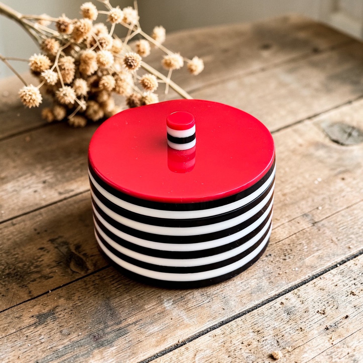 Finn | Allegria Round Ort Box Red