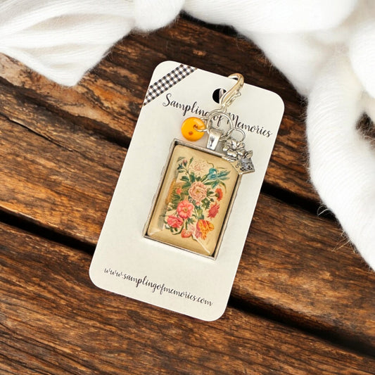 Sampling of Memories | Scissor Keep - Flowers Thread (Large Lobster Clasp)