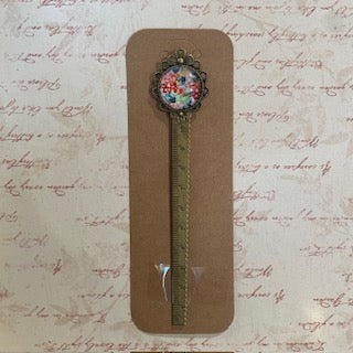 Paxe's Designs | Flower Bookmark & Ruler