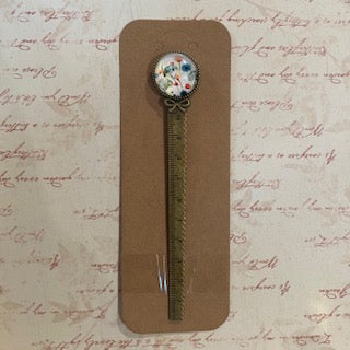 Paxe's Designs | Flower Bookmark & Ruler