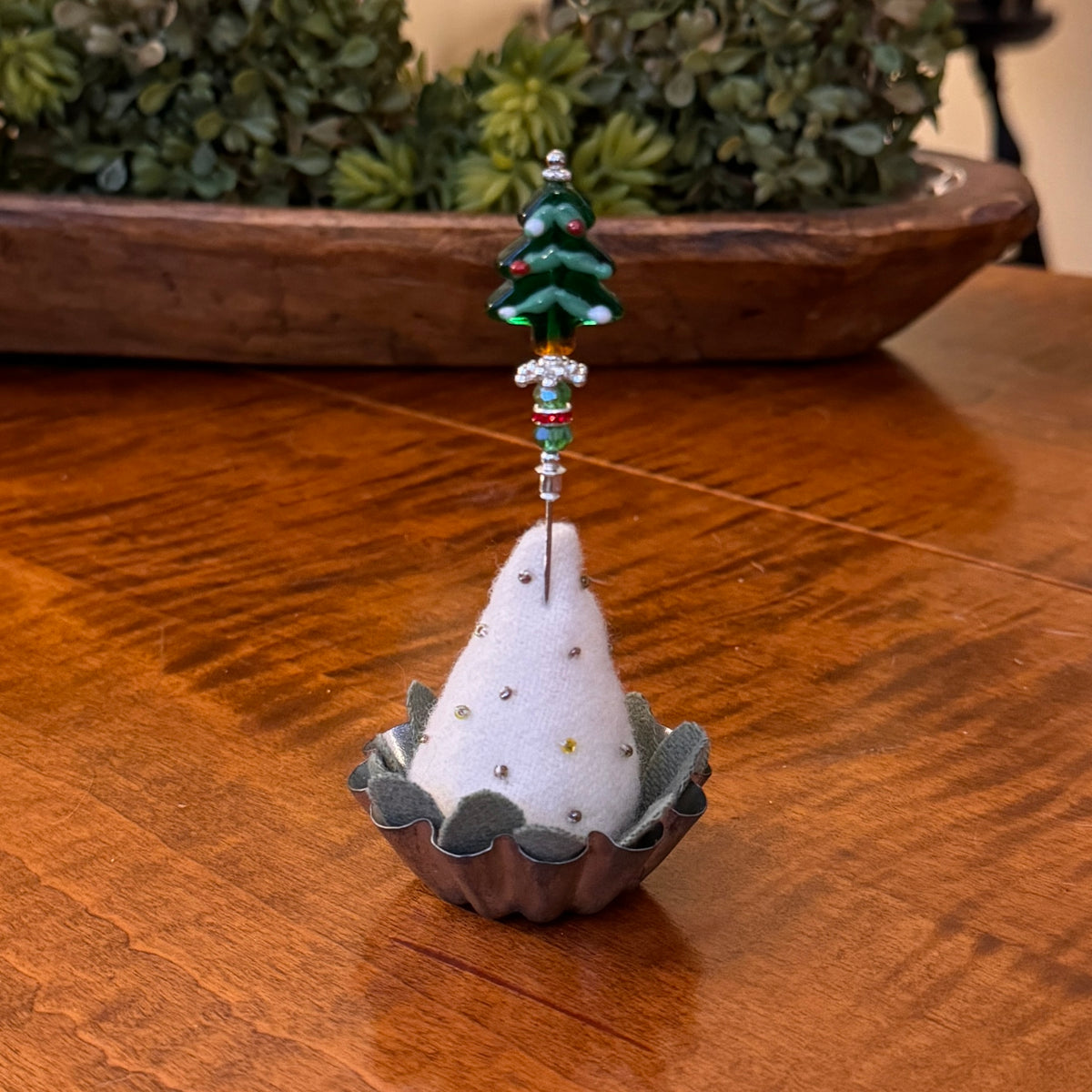 Minnie McBean Counting Pin | Christmas Tree