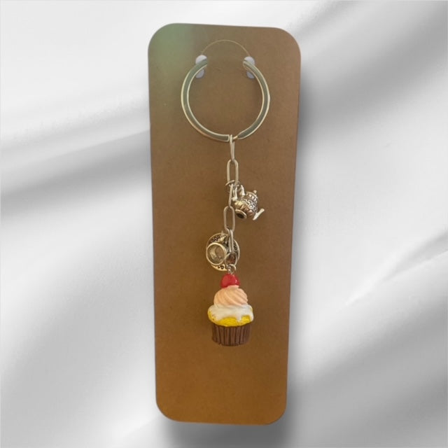 Paxe's Designs ~ Cupcake Keychain