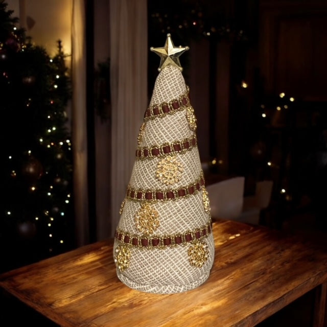 Paxe's Designs ~ Small Christmas Tree