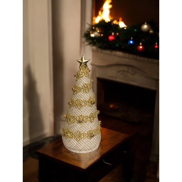 Paxe's Designs ~ Small Christmas Tree