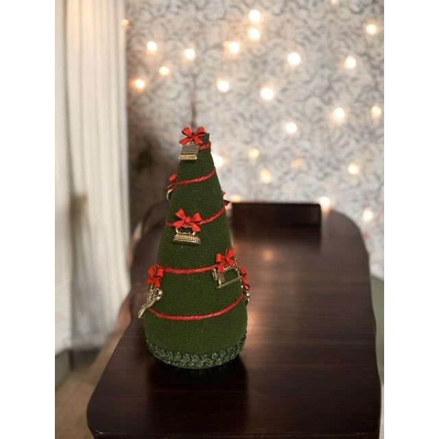 Paxe's Designs ~ Small Christmas Tree