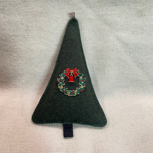 Paxe's Designs ~ 100% Wool Christmas Tree Decoration
