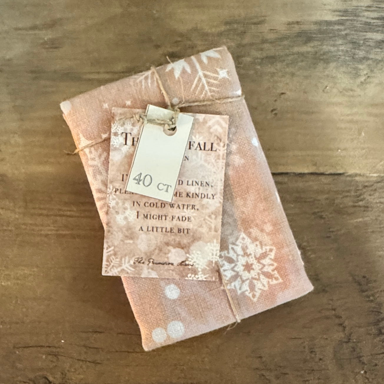 The Primitive Hare | 40 ct. The Snowfall Linen